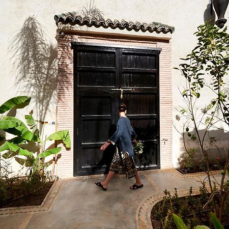 Riad Dar Amanza En Exclusivite Avec 4 Chambres Au Coeur De La Medina Marrakesh Exterior photo